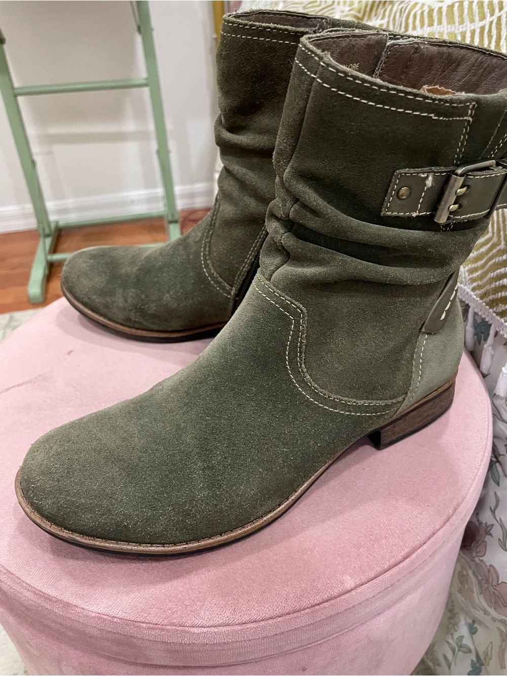 Earth Olive Green Suede Avani Slouch Zip Ankle Boots - Picture 2 of 7